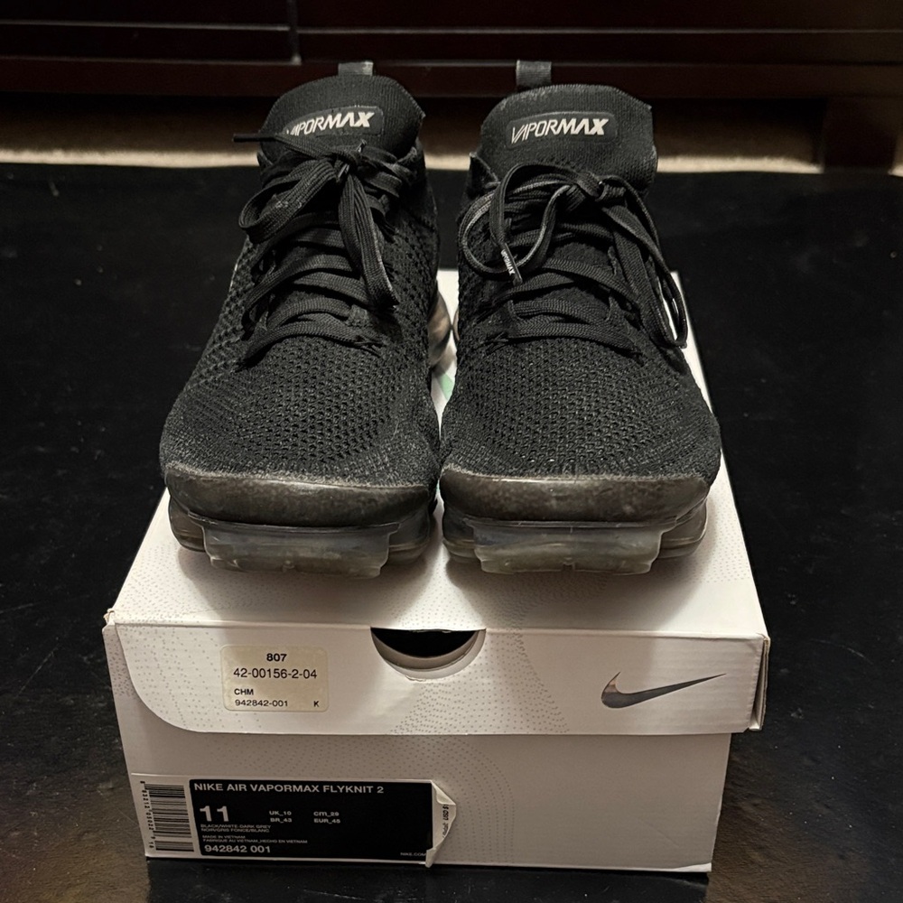 Nike Air VaporMax Flyknit 2 Black Sneakers